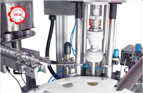 全自動鎖蓋機 / 旋蓋機 (Capping Series)