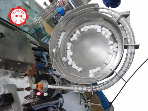 全自動鎖蓋機 / 旋蓋機 (Capping Series)